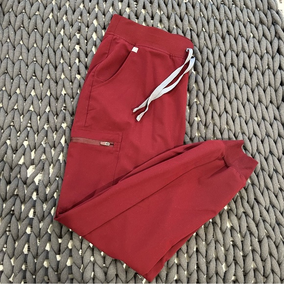 Burgundy figs set - Picture 2 of 2